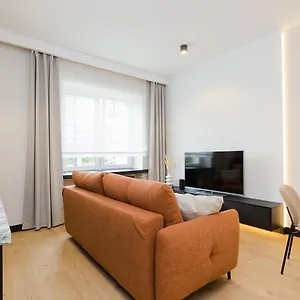https://apt-central-view.warsawhotelspoland.com
